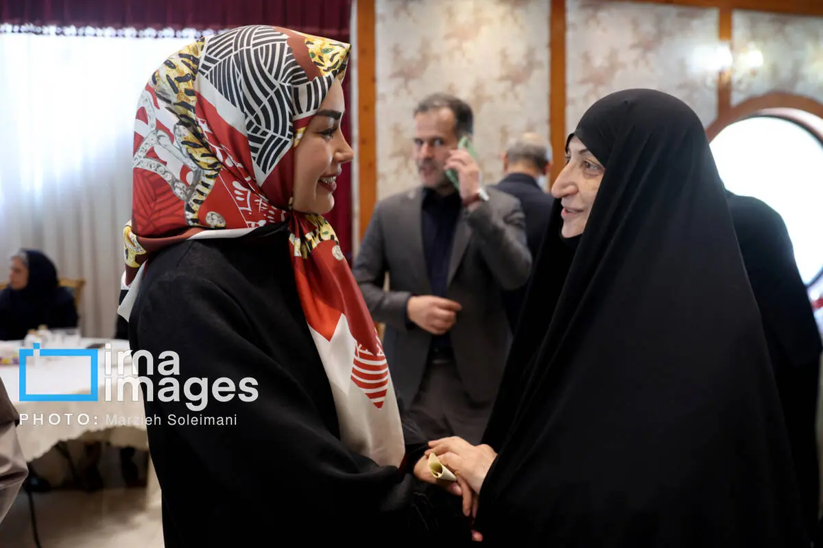 دختر+پزشکیان+و+همسر+عراقچی
