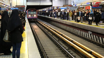 اقدام به خودکشی مرد جوان در متروی تهران