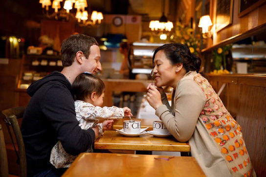 mark-zuckerberg-love-story-pic-2-1