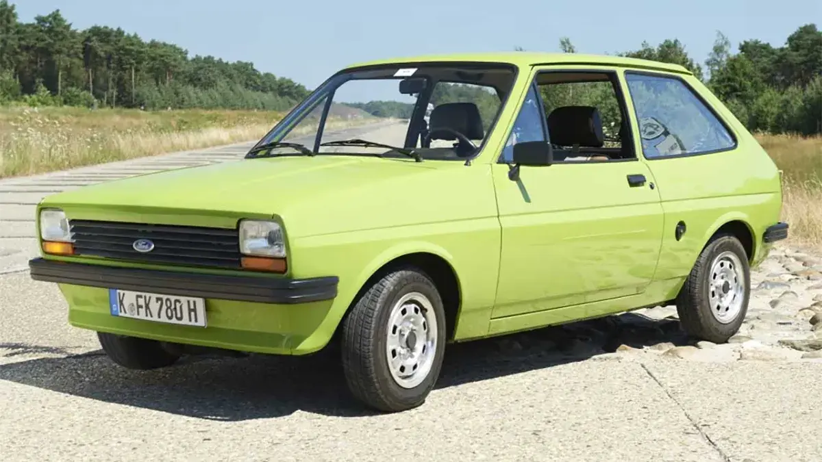 small-cars-12-699dff577636aea58fd07586_11zon