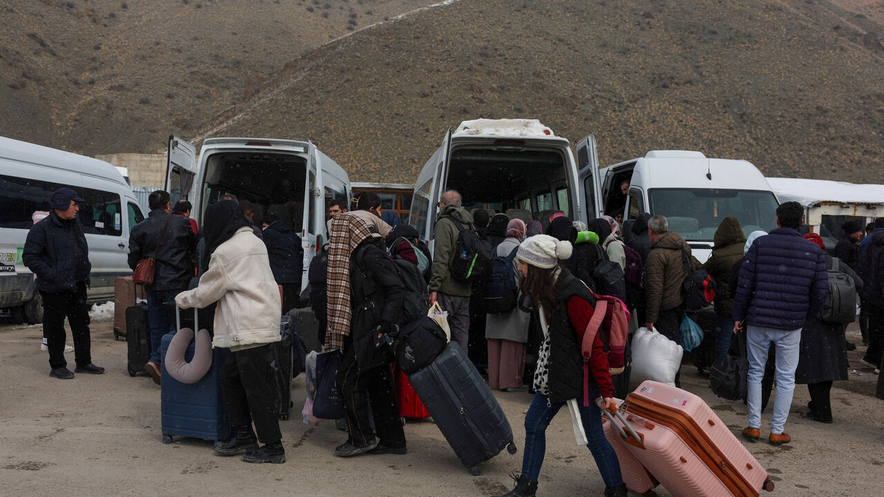 2026-03-02T132427Z_1_LYNXMPEM210VE_RTROPTP_4_IRAN-CRISIS-TURKEY-BORDER