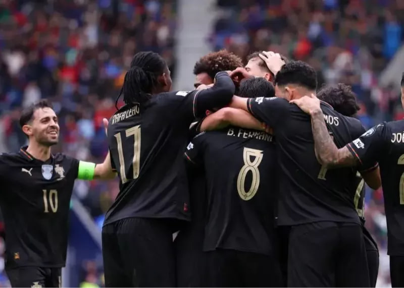 photo_2025-11-16_22-40-30