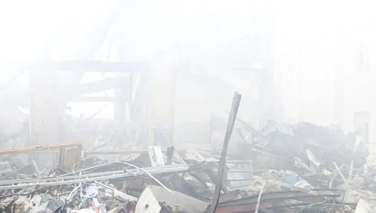 030c133dZTp3ZWJwfGY6MjUwMjg2Mi53ZWJwfGZ1aToyMzk4NDI2fGw6ZmF8djox