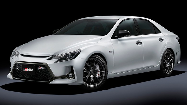 1-toyota-mark-x-grmn
