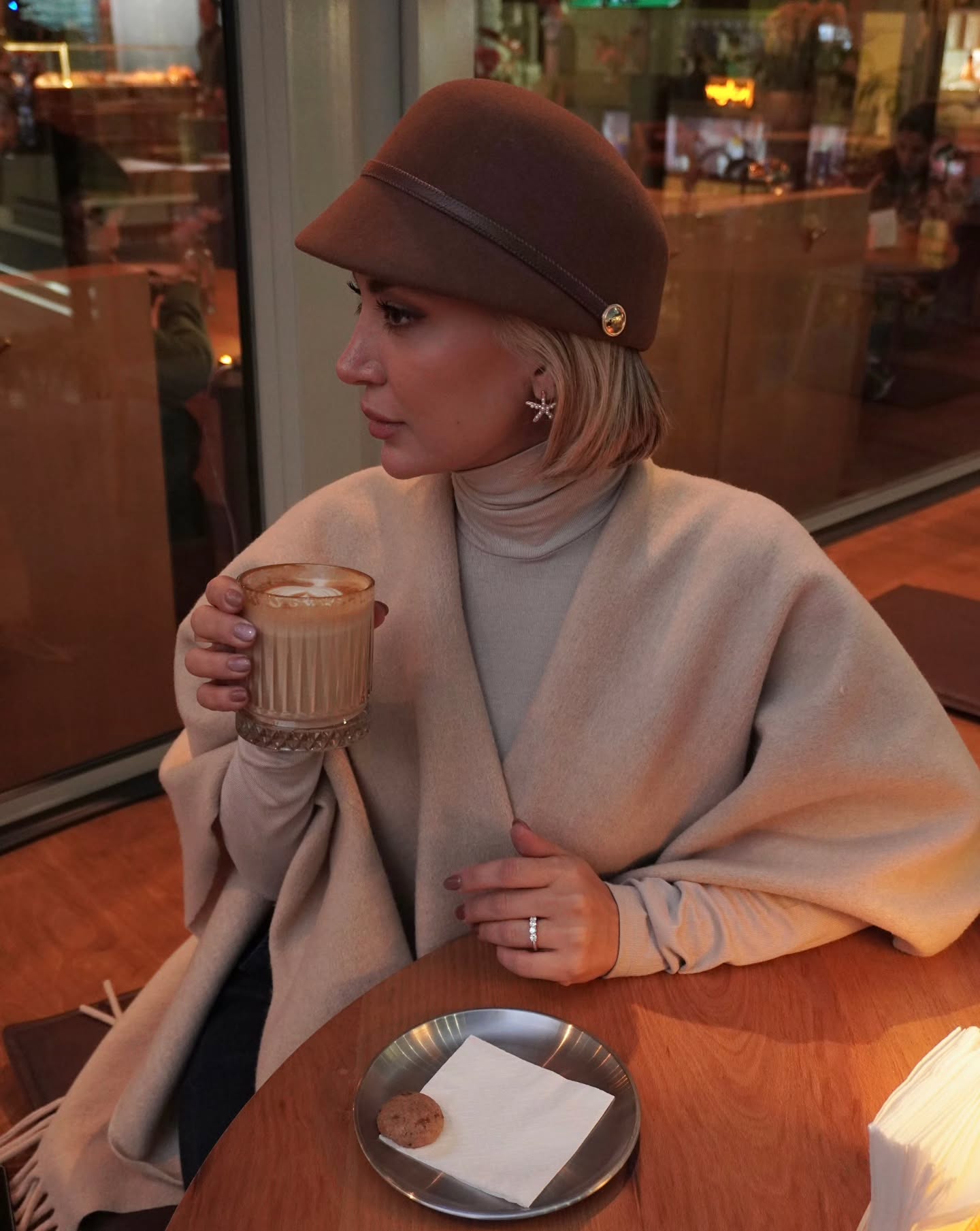 photo_2025-11-27_00-00-44