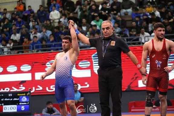 photo_2025-12-04_18-49-06