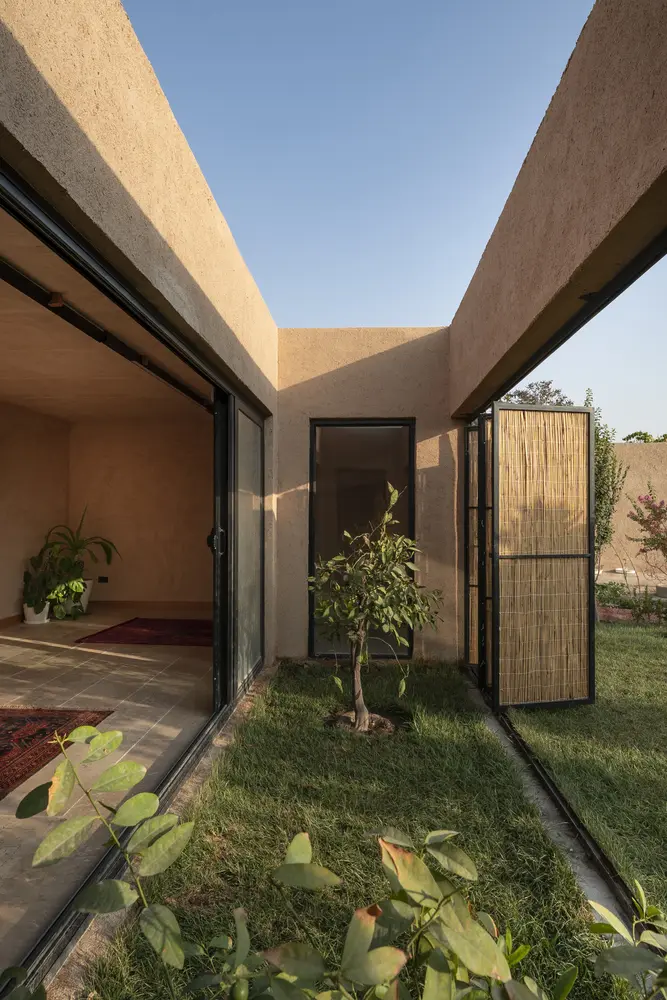 wall-house-3