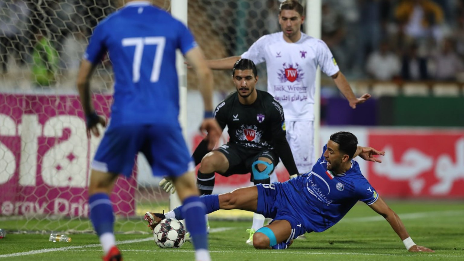 arash-rezavand-esteghlal-arshashakouri-havadar-2025