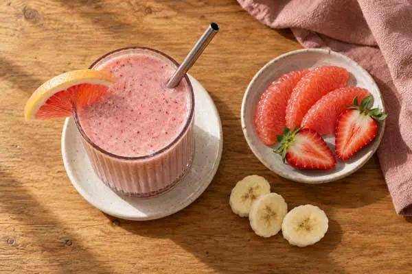 recepie-making-grapefruit-smoothie
