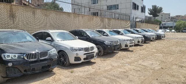 کشف 14 دستگاه BMW در خانه‌ای در غرب تهران!