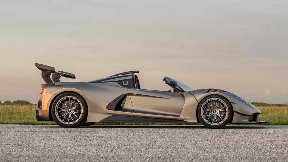 Hennessey-Venom-F5-LF-2 (1)