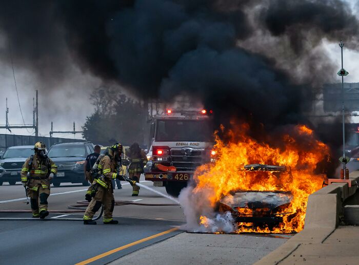 first-responders-fatal-safety-mistakes-people-make-04-68089e8966a89__700