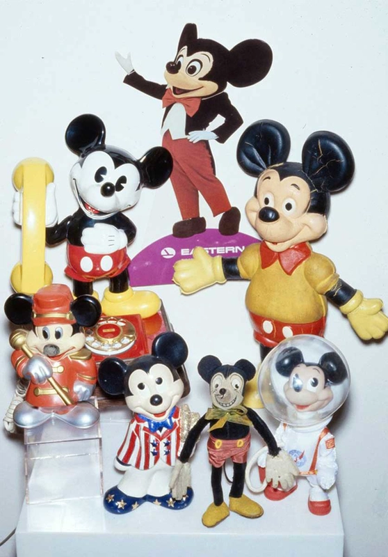 mickey-mouse-memorabilia
