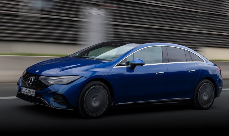Mercedes-Benz-EQE-S2
