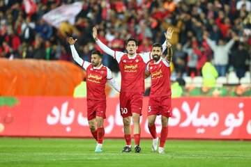 برد ۱۰نفره پرسپولیس با درخشش مدافع گرجستانی