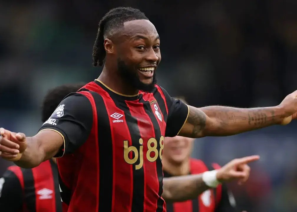 ezgif-37d5b18f70067bb7