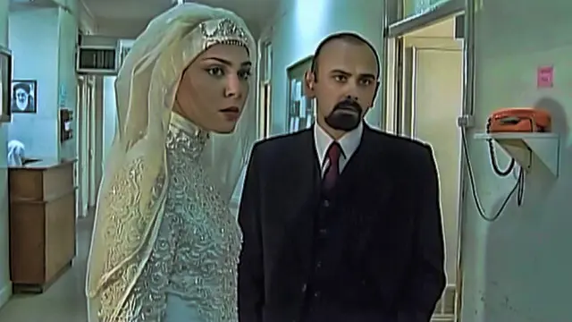 laleh-eskandari-biography-husband-family-2
