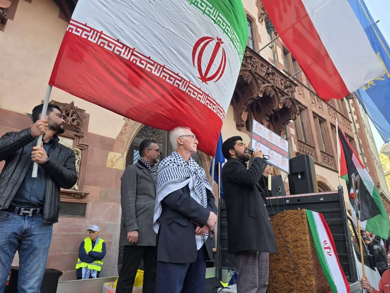 61e2e6aa-c68e-4d74-b98b-cb52dab4517f