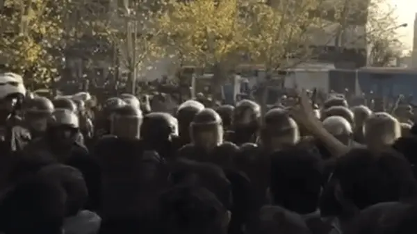 c907df34dcc24728bd37936e3810a768 (1)