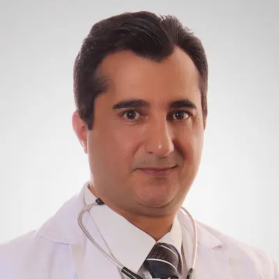 دکتر شاهرخ تقوی