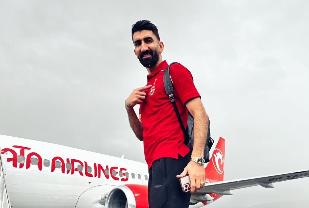 alireza_beyranvand_tractor_red