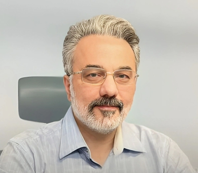 دکتر فرزاد پاکدل