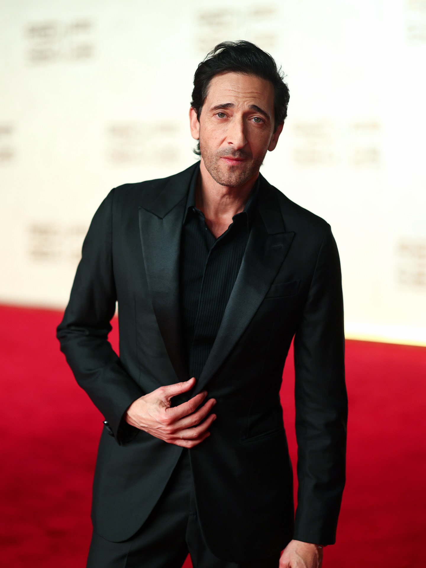 photo_2025-12-05_21-03-39