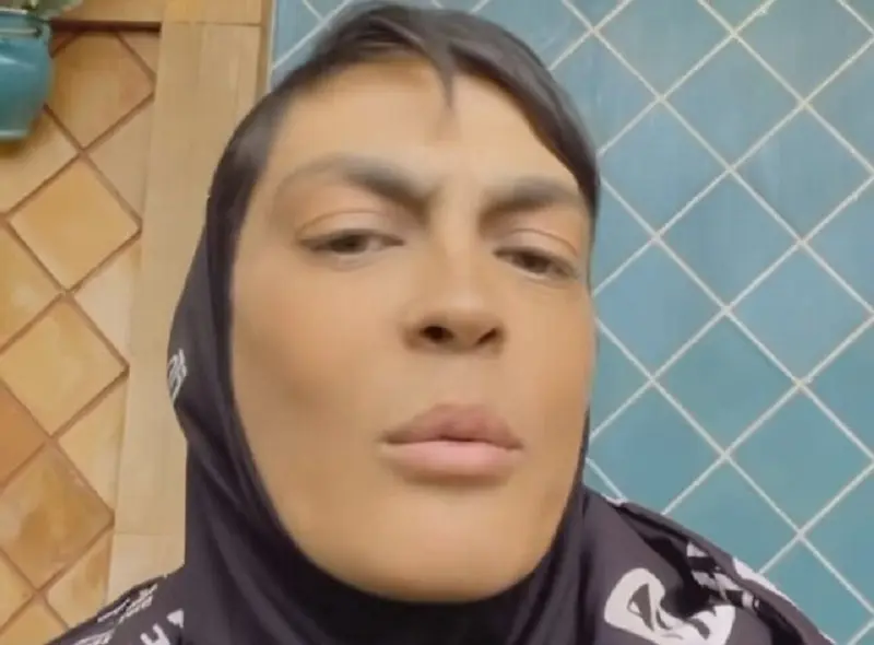 1769068_915
