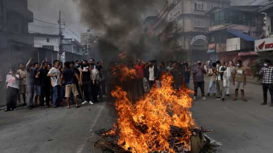 NEPAL-PROTESTS--8_1757394115420_1757394126319