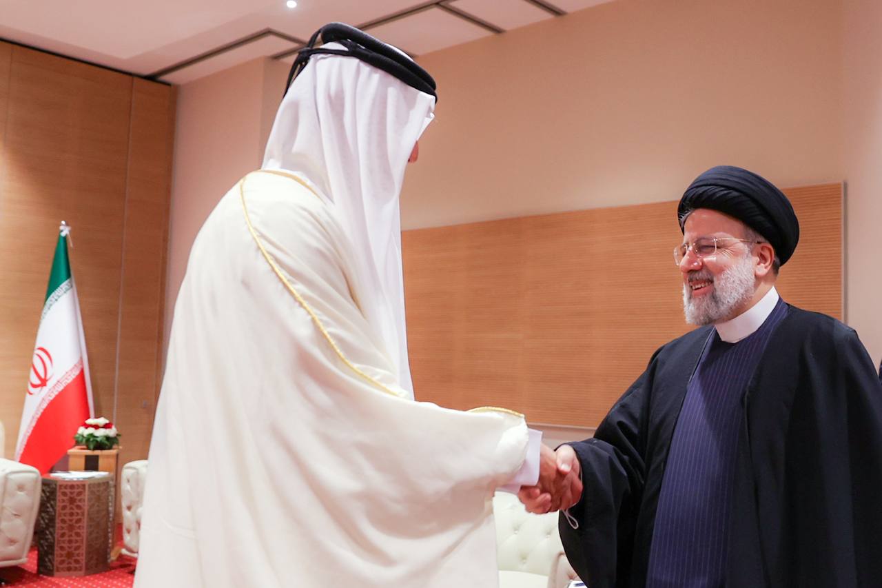 تصاویری از اختلاف قدی امیر قطر و ابراهیم رئیسی 