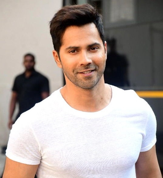 Varun_Dhawan_at_Mehboob_Studios_in_2025_(cropped)