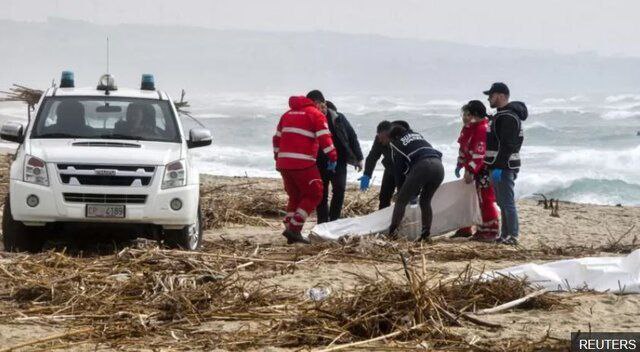 غرق شدن قایق مهاجران در سواحل ترکیه حادثه‌ساز شد
