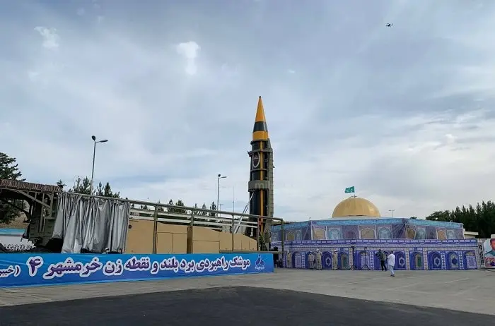 Khorramshahr-4-missile-3