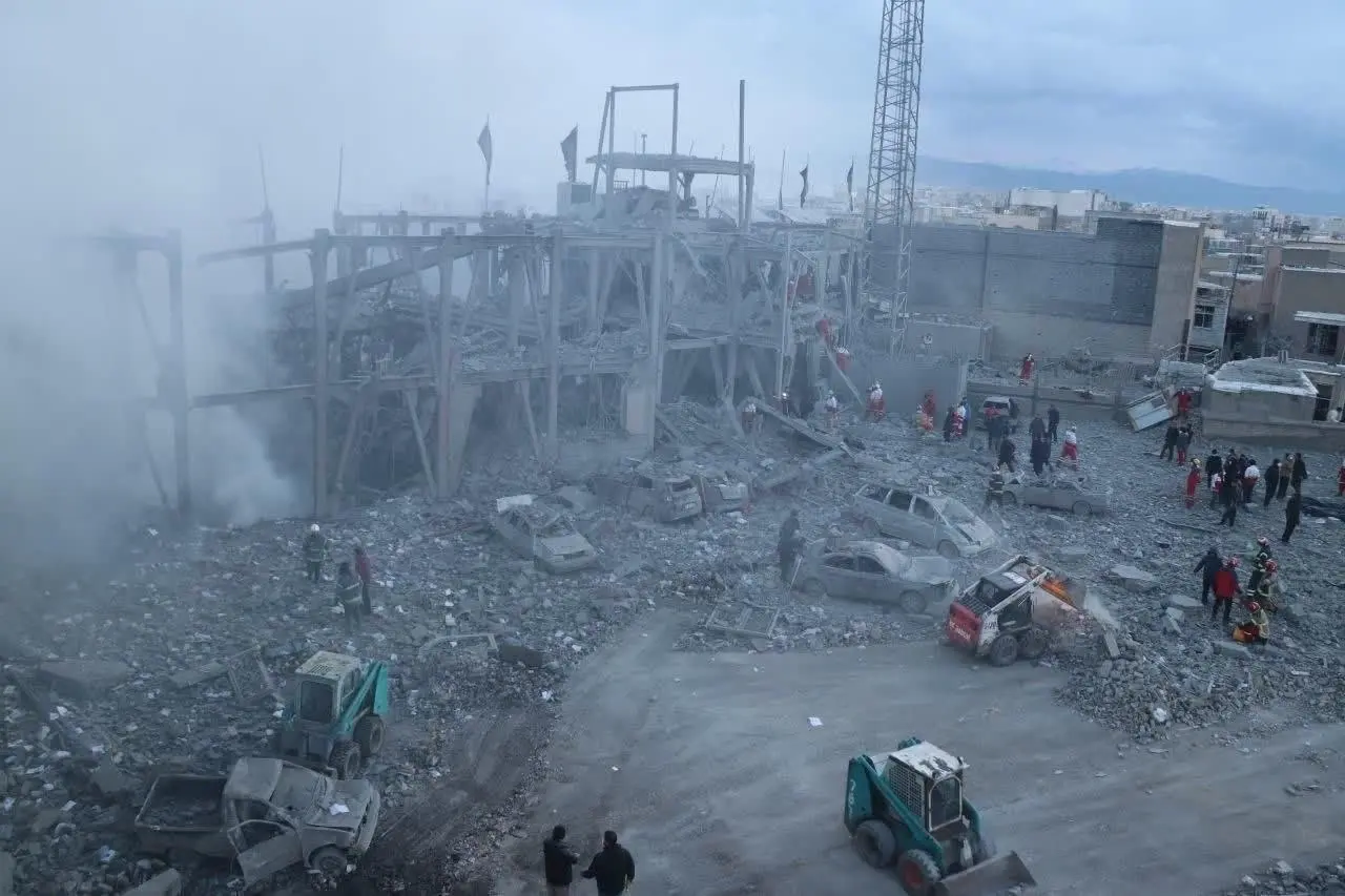 e2d12b0a-1686-4c3f-bd5e-a3a8e1097c53