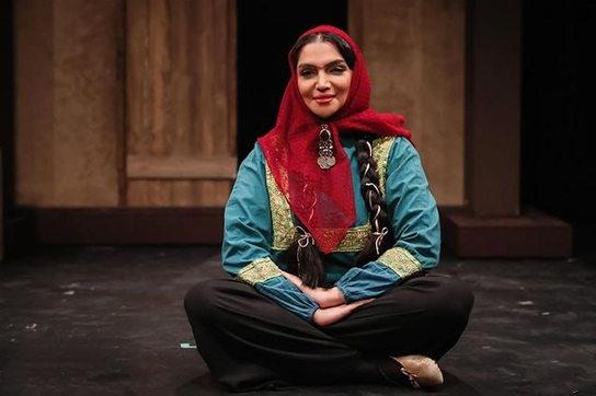 اÙ_Ù_اÙ_-پاÙ_Ù_-Ù_Ú_اد-در-تئاتر