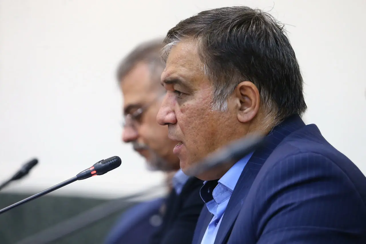 ali_tajernia_board_esteghlal_4-1