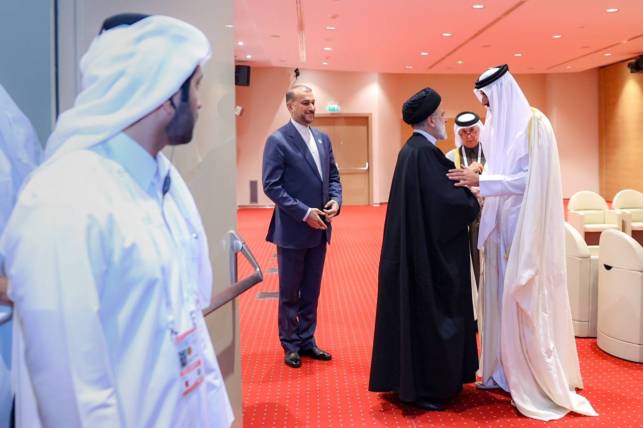 تصاویری از اختلاف قدی امیر قطر و ابراهیم رئیسی 