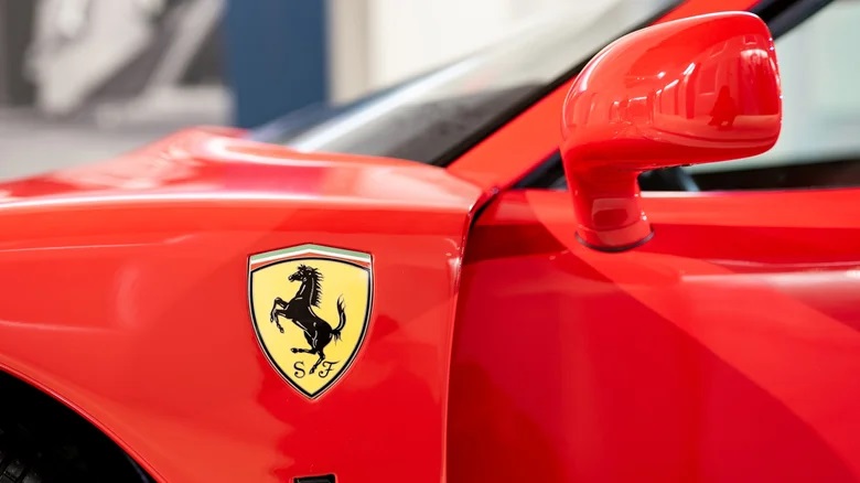 1-coolest-italian-sports-car-brand-logos-what-they-mean-ferrari-1755778957