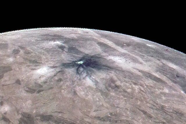 نگاه تیزبین «جیمز وب» به قمر یخی سیاره مشتری