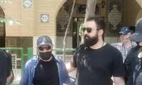 مهدی یراحی‌ و حسین رونقی در مراسم حسین زمان!