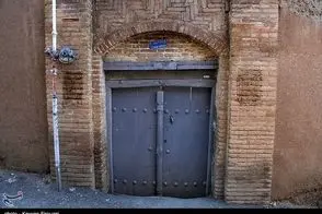 تصویری جالب از طراحی قدیمی‌ترین درِ رمزدار ایران