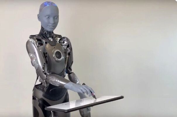 نقاشی بامزه پیشرفته‌ترین ربات انسان‌نمای جهان