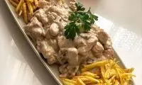 طرز تهیه چیکن استراگانف رستورانی با طعم عالی