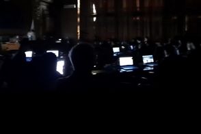 بازهم قطع ناگهانی برق در جلسه شورای شهر تهران!