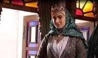 عکس جدید بازیگر بانوی عمارت با یک تم هنری