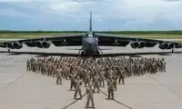 تعداد خدمه بمب‌افکن B-52 چقدر است؟