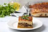 موساکا؛ غذای خوش‌طعم و محبوب یونانی با بادمجان