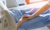 تصویری دلنشین از یک بیمار و همراه ویژه‌اش