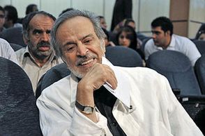 ایرج قادری در ۷۵ سالگی کنار مسعود ده‌نمکی