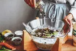 ۵ غذای ایرانی که در این روزها حکمِ کولر را دارند